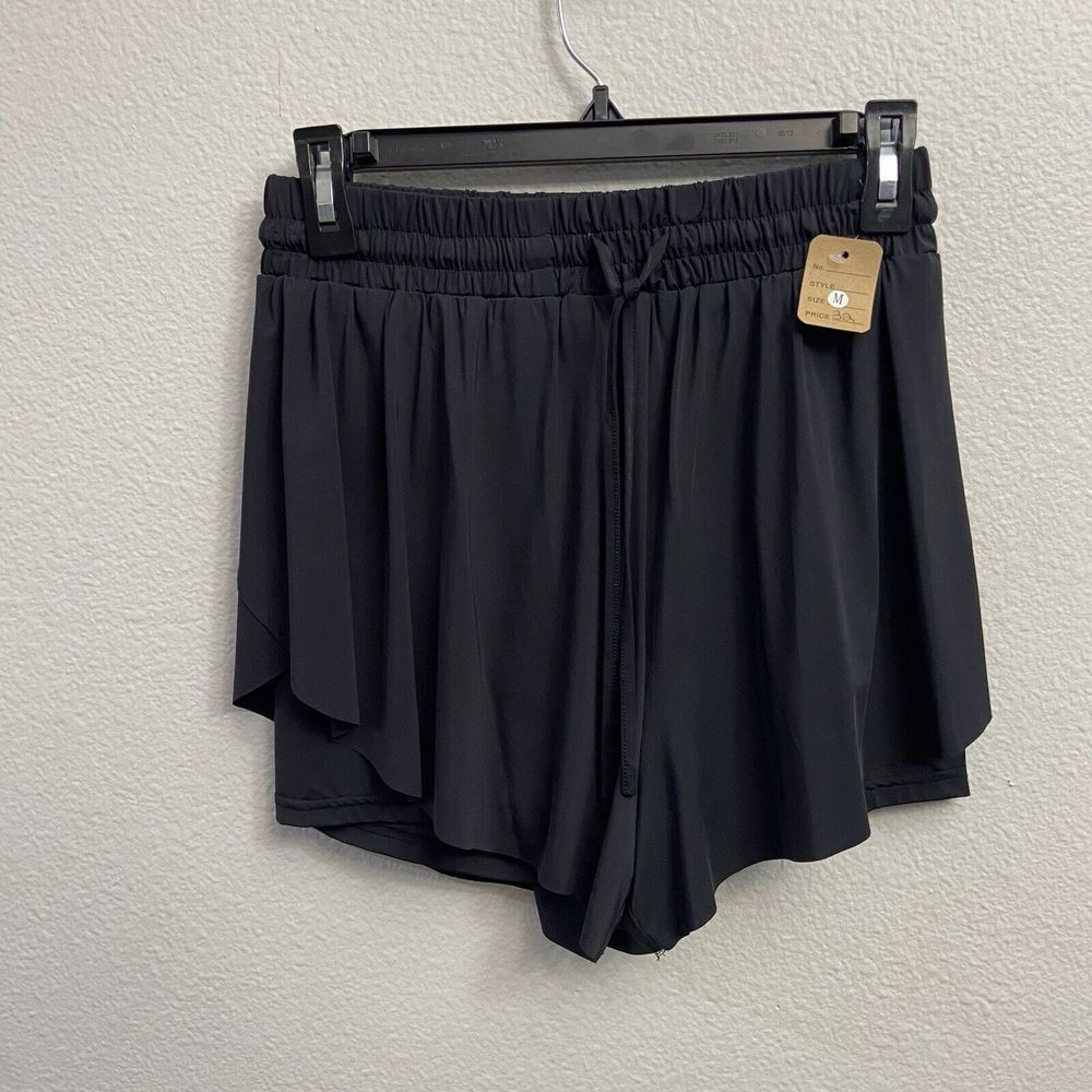 Whiteroom + Cactus Women's Split Butterfly Shorts Medium Black Biker Short Liner
